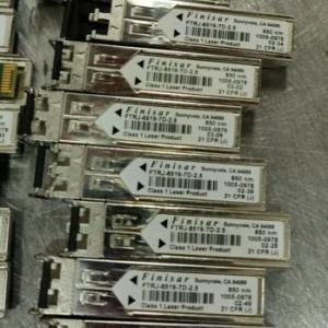 8x HP 1005-0978 Finisar FTRJ-8519 7D-2.5 2Gb SFP SW Transceivers