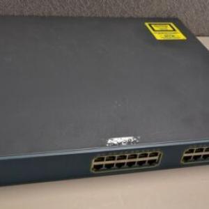 Cisco ws-c3560g-24ts-s with 4 1gb copper transceivers