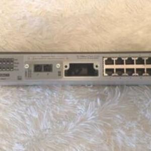 HP Procurve 2524 24 Port 10/100 Network Switch with100 Transceiver J4813A